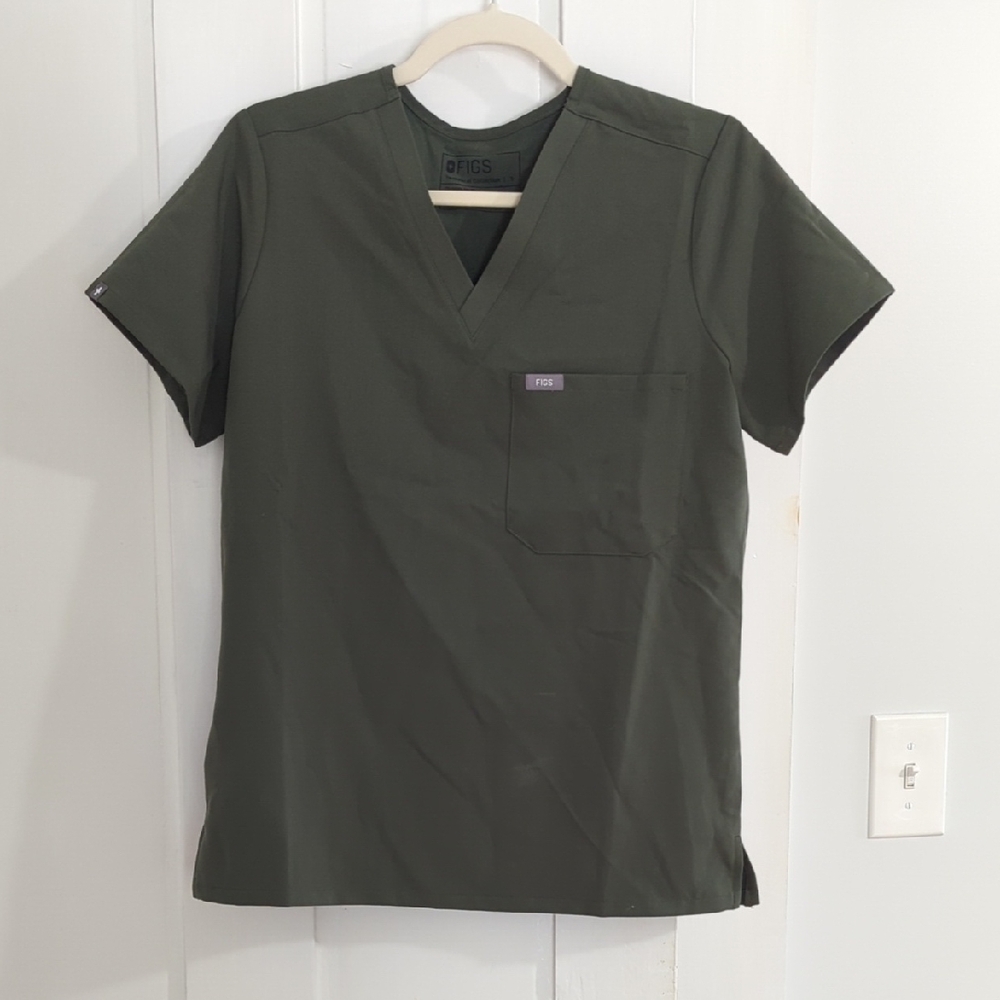 Figs Forest Green V-Neck Scrub Top